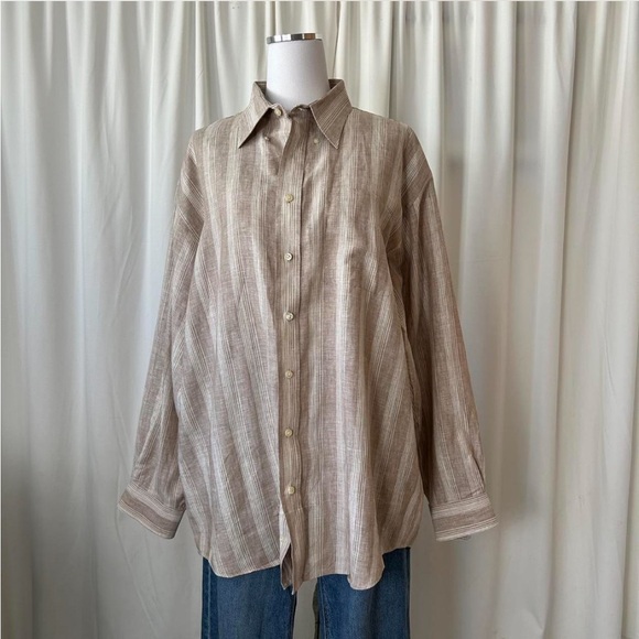 JoS. A. BANK Traveler’s Cellection brown striped 100% linen button-down shirt. - Picture 5 of 8